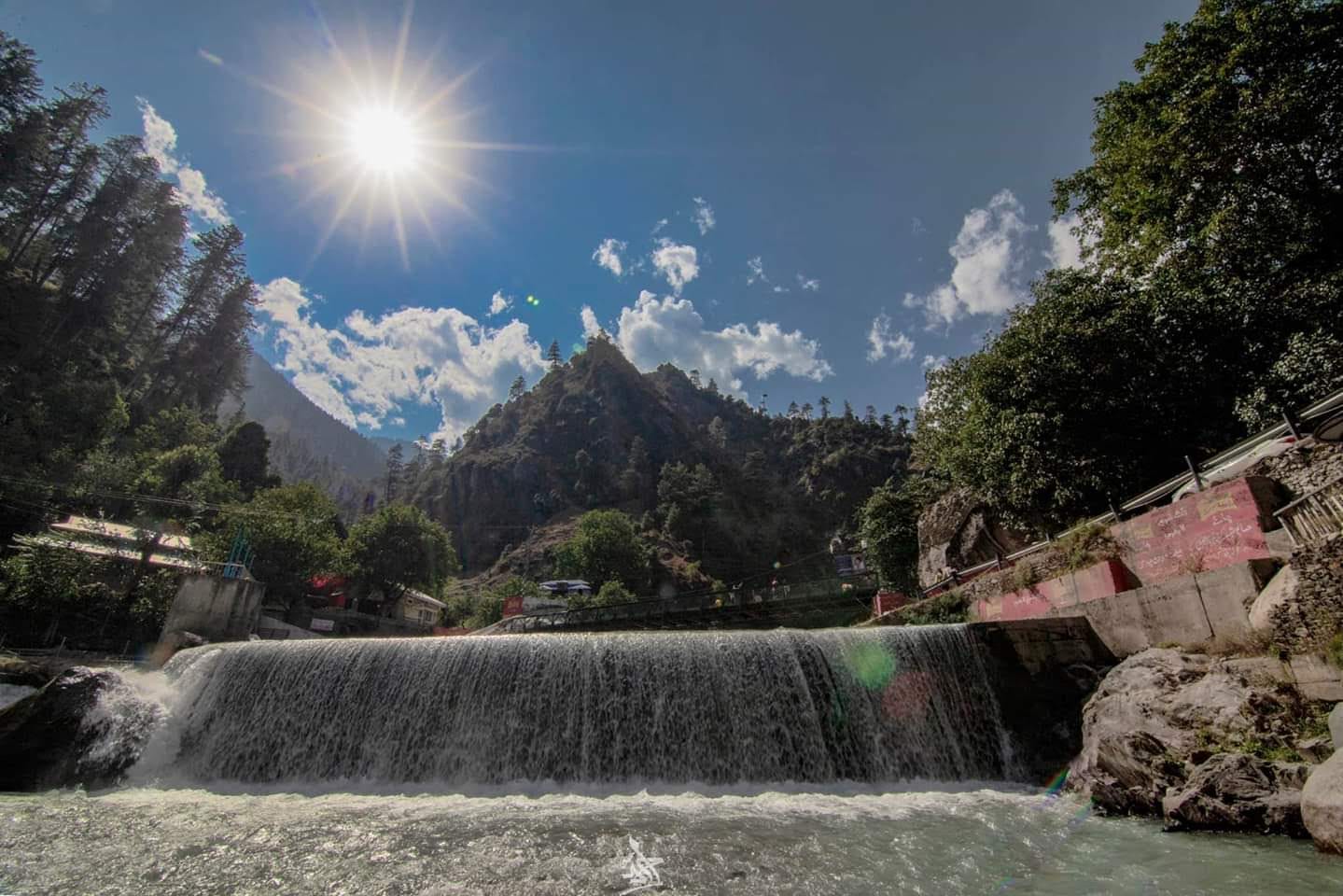 Kutton Waterfall Kundal Shahi