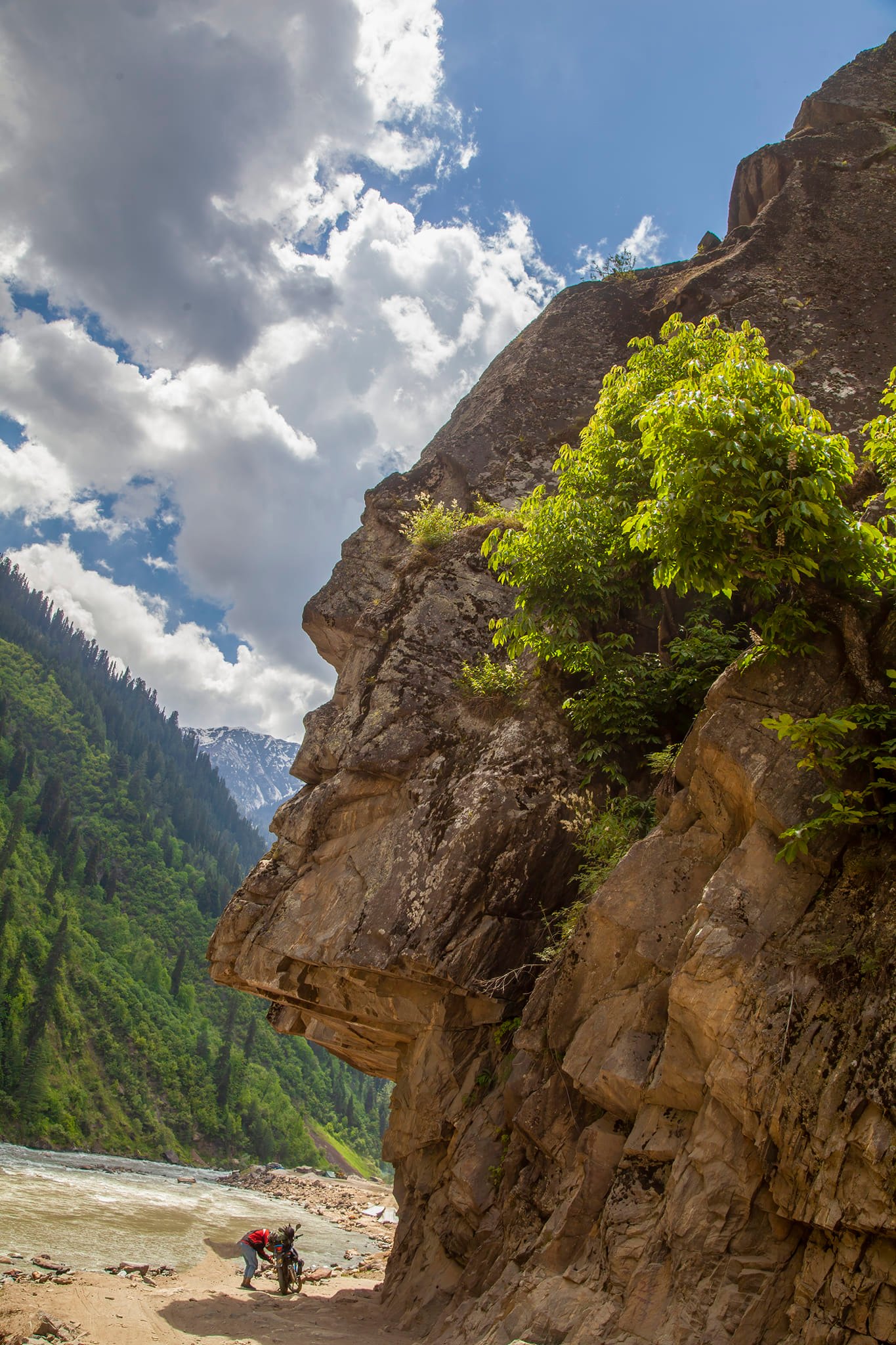 Neelum Valley Face Mountain