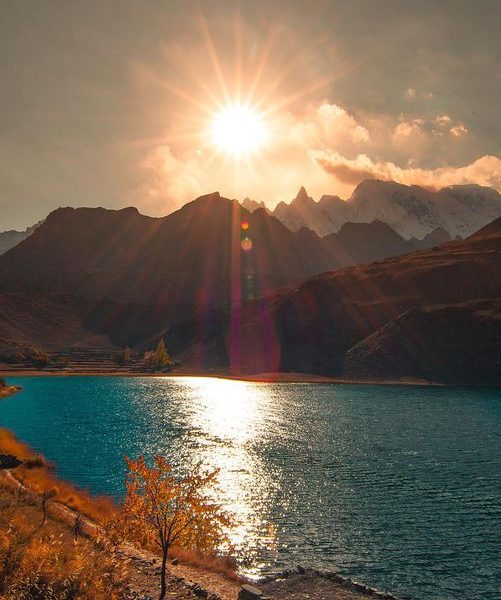 borith lake hunza