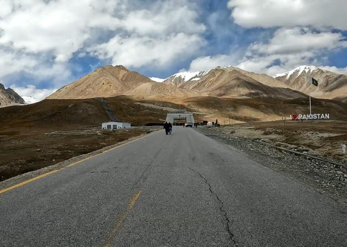 Khunjerab Pass Khunjerab Pass